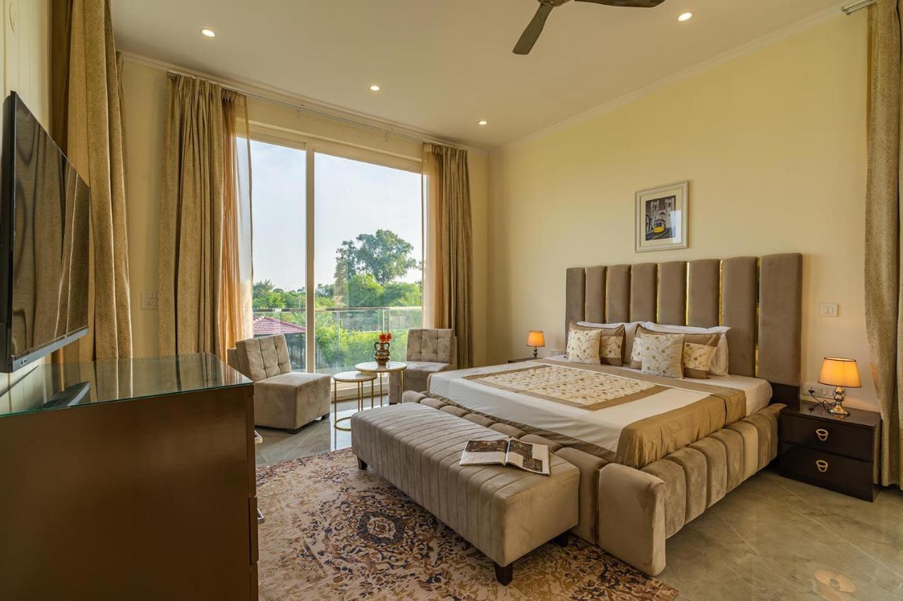 Stayvista At Blanc Belle With Outdoor Pool Sohna Dış mekan fotoğraf